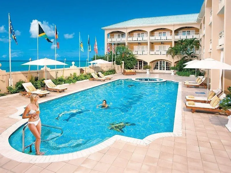 Hotel Sandals Carlyle Inn Μοντέγκο Μπέυ