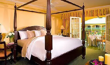 Hotel Sandals Carlyle Inn Μοντέγκο Μπέυ 4*,  Τζαμάικα