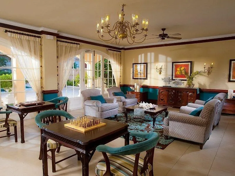 Hotel Sandals Carlyle Inn Montego Bay 4*,  Jamaica